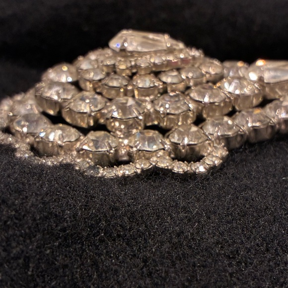 Beautiful Vintage Statement Rhinestone Brooch - Picture 4 of 7